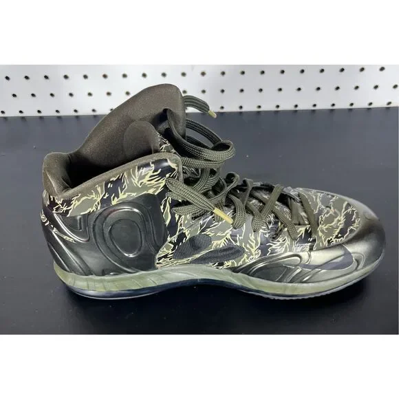 Nike Hyperposite Tiger Camo sneakers size 11